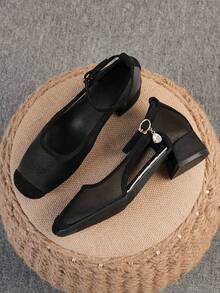 Black Hollow (heart-shaped Buckle)