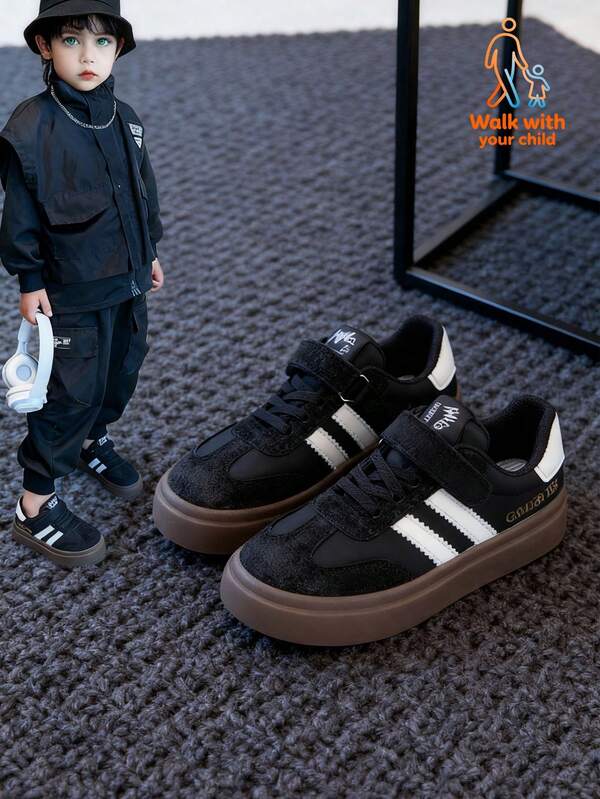 Walk With Your Child Children's Sports Shoes, Versatile, And Breathable For Boys, Student Board Shoes, Soft-Soled Training Shoes For Girls, Suitable For Home Decoration And Vacation Wear, Children's Sports Shoes Suitable For All Seasons, Small, Light And Portable Personal Items, Birthday Gifts, Christmas Gifts, Surprise Gifts, Christmas Necessities