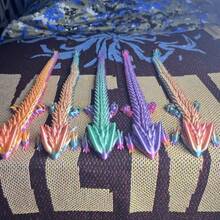 1pc 3D Printed Movable Joint Dragon Toy, Ugly Dragon Desk Decor, Rainbow Dragon Shaped Colorful Desktop Ornament, Vibrant Toy Suitable For Home, Office Or Car Decoration, Stress Relief Gift For Any Occasion