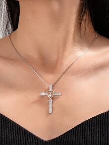 1pc Fashionable Cross Pendant Necklace, Minimalist European And American Style Jewelry, Women Clavicle Chain - necklace - View 1