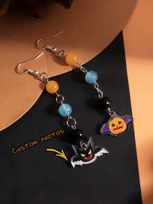 Boucles d'oreilles en perles de verre personnalisées pour Halloween, couleurs aléatoires, images personnalisables de famille, amis, idoles, porte-clés transparent double face. Convient pour l'anniversaire, les rassemblements familiaux, la Saint-Valentin, parent-enfant, couple, célébration d'anniversaire, cadeau pour maman, papa, amis, petit ami, petite amie, port quotidien