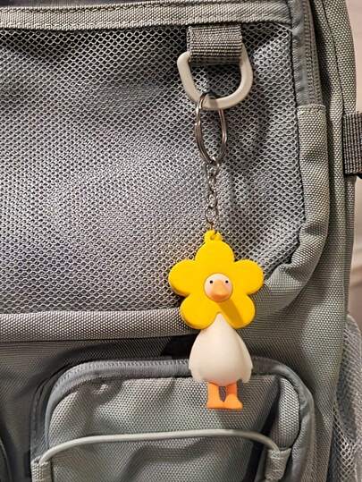 1件装 女士时尚新款黄色小鸭卡通玩偶装饰多功能钥匙扣吊坠