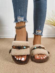 Ciabatte da donna con pendente intrecciato, design con perline e punta aperta, ciabatte morbide e piatte, ciabatte con frange soffici e punta aperta - per interni/esterni, con suola in memory foam stile retrò, ciabatte da camera con perline, comoda vestibilità, stile slip-on, novità autunno/inverno 2025, adatte come regalo per donne, mamme, amiche e damigelle. Scarpe da casa con bordo riccio e soffice, disponibili nei colori caffè, cachi, beige e altri.