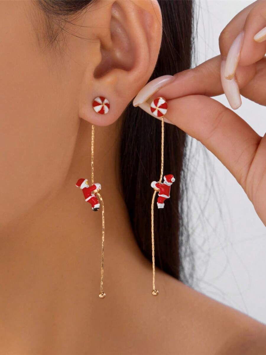 2pcs Cute & Creative Crawling Santa Claus Pendant Earrings, Unique Personalized Earrings Suitable For Women To Wear On Christmas And Holiday Parties
