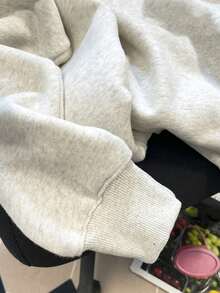 秋季女士花卉灰色圆领运动衫，休闲宽松卡通猫狗印花套头衫