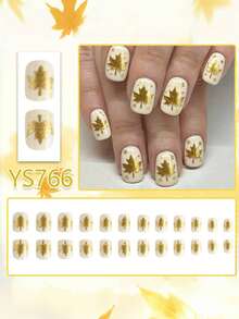 24 piezas de uñas cortas de forma cuadrada, con una base blanca y un diseño de lentejuelas doradas con hojas de arce en la temporada de otoño. Este es un arte de uñas ultra brillante que mejora la atmósfera. Es un set de arte de uñas adecuado para citas de mujeres, uso diario, reuniones y trabajo. ¡Puede realzar tu encanto!