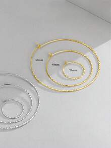 FOREVER QUEEN 1 par de brincos geométricos redondos com fio de prata martelo em relevo S925 com superfície lisa, 15 mm, 20 mm, 25 mm, 30 mm, 35 mm, brincos grandes femininos, combinação diária com brincos grandes, envio de presentes para mães, namoradas e amigos, ótimos presentes de Natal