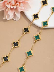 (2pcs/Set) 2pcs Simple And Stylish Lucky Clover Bracelet, Featuring Gold Dripping Four-Leaf Clover Charm Matching With White And Black Multilayer Chain Bracelet, Women's Copper Bangle Suitable For Daily Wear Such As Dating, Graduation, Back To School Season, Making Friends, And Parties Valentines,Mom,Mother,Mother's Day,Gift