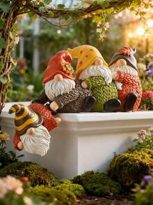 Set de ornamente de grădină din rășină, 1 pitic drăguț. Acești pitici colorați se adaugă în grădini, terase sau peluze. Perfect pentru a crea o atmosferă de basm în spațiile exterioare, ideal pentru iubitorii de decorațiuni de grădină.