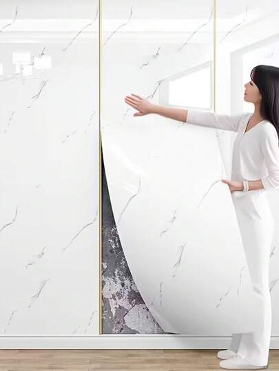 1卷白色大理石纹自粘纸，防水、防油、易撕易贴墙纸卷，适用于厨房、客厅、浴室、橱柜门、台面、炉灶壁纸，房屋家居装饰、学生宿舍、房间装饰、房间装饰