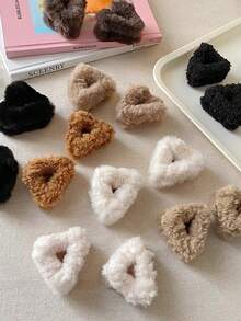 2pcs Soft Plush Cat Ears With Small Paws And A Cute Princess Hairstyle With Fluffy Hair Accessories Winter Claw Clips Elegant Hair Clips Fashion Hair Clutch