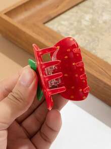 1Pc Cute Strawberry Hair Clip Mini Half Vertical Hair Clip Fashion Tail Clip Women's Daily Holiday Party Hair Accessories, Daily Falling Half Tie Hair Hair Claw Hairclip Accessories Women's Hair Accessories Winter Hair Clutch Elegant Claw Clips