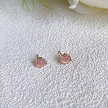 Pendientes de botón de piedras preciosas triangulares hipoalergénicos de plata de ley 925, pendientes triangulares coloridos y lindos para niñas, pendientes elegantes para mujeres adecuados para uso diario y fiestas