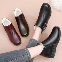 Women Ankle Boots & Booties - 黑色 - 查看 3