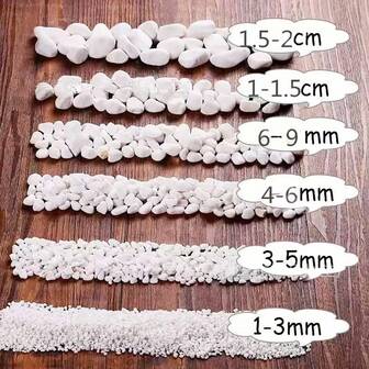 适合花园和家居的白色装饰鹅卵石 - 0.3-3 厘米，多色石头（白色、黑色、黄色、灰色、紫色、蓝色、绿色）适合室内植物、室外景观和节日装饰 - 非常适合露台、盆栽、浴室、水族馆和微型景观、节日装饰 | 自然外观 | 美丽、花园装饰