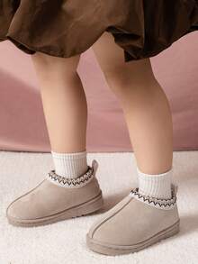 1 Paar Kleinkind Mode Flache Stiefel, Unifarben, Süß, Slip-On, Komfortabel Weiche Sohle, Warm, Geeignet für Baby Jungen und Mädchen (Fällt klein aus, eine Nummer größer empfohlen)