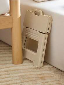 1 件超轻可折叠迷你踏脚凳 - 坚固且可调节，非常适合家庭、厨房、浴室、钓鱼和户外探险 - 防滑、易于存放、占地面积小