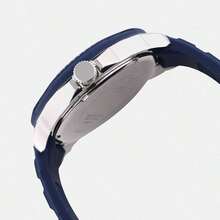 Guess Reloj de cuarzo para hombre con caja de acero inoxidable, correa de silicona y esfera con manecillas. Adecuado para uso diario y deportivo W0967G2