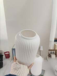 1 قطعة إناء بلاستيكي ذو مظهر السيراميك عالي الجودة، إناء مخطط أنيق وبسيط، هدية مثالية لعيد الميلاد والهالوين وعيد الشكر والعيد الفصحي، مناسب لديكور غرفة المعيشة والنوم والحديقة ومكتب العمل، لترتيب الزهور