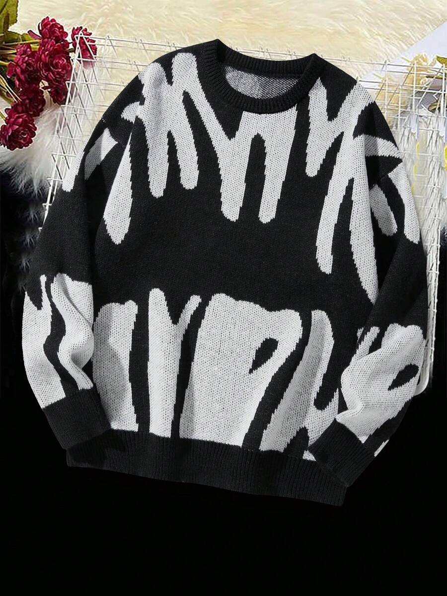 男童及青少年黑色圆领套头毛衣，简约休闲加厚保暖柔软针织衫，适合春、秋、冬季穿着。