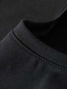 This Pure Cotton Long-Sleeved T-Shirt For Girls Is Soft And Skin-Friendly, Perfect For Casual Everyday Wear. It's Sweat-Wicking And Warm, And Features A High-Quality Round Neck For A Fashionable Look. - 黑色 - 查看 3