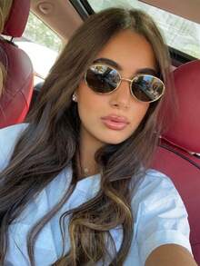 1 Pair Oval Petite Fashionable Women's Glasses, Retro Chic Fashion Glasses With Metal Frame In Black, Travel & Beach Accessory, Women's Autumn/Winter Essential, Business & Casual Gift