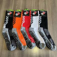 Kit 5 Pairs Of High-Quality, Non-Slip Cotton Soccer Socks With High Tops - Preto Branco Vermelho Laranja - View 1