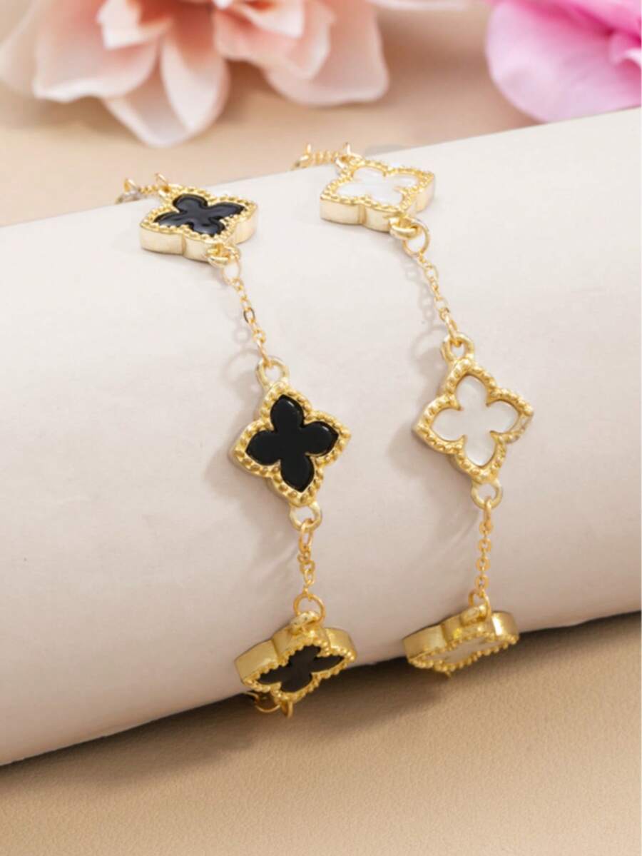 (2pcs/Set) 2pcs Simple And Stylish Lucky Clover Bracelet, Featuring Gold Dripping Four-Leaf Clover Charm Matching With White And Black Multilayer Chain Bracelet, Women's Copper Bangle Suitable For Daily Wear Such As Dating, Graduation, Back To School Season, Making Friends, And Parties Valentines,Mom,Mother,Mother's Day,Gift