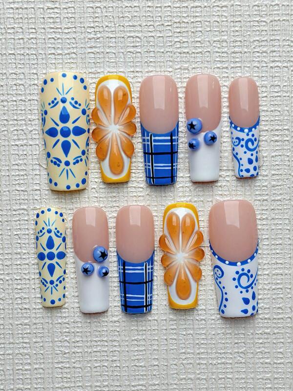 10 uñas postizas de estilo chino de forma cuadrada y larga - Puntas francesas de porcelana azul y blanca con degradado naranja y flores 3D, arándanos 3D y gotas - Kit de arte de uñas de fiesta china reutilizable con pegamento y lima - Suministros de uñas elegantes