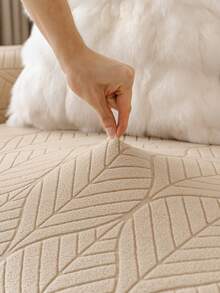 Dicke Ganzjahres-Sofabezug - Elastischer Stretch-Einteiler, Haustier-resistent, maschinenwaschbar, Flauschstoff, passend für Einzel-/Doppel-/3-4-Sitzer & Eckschlafsofas mit passenden Kissen (Klassisches Design), Sofabezüge