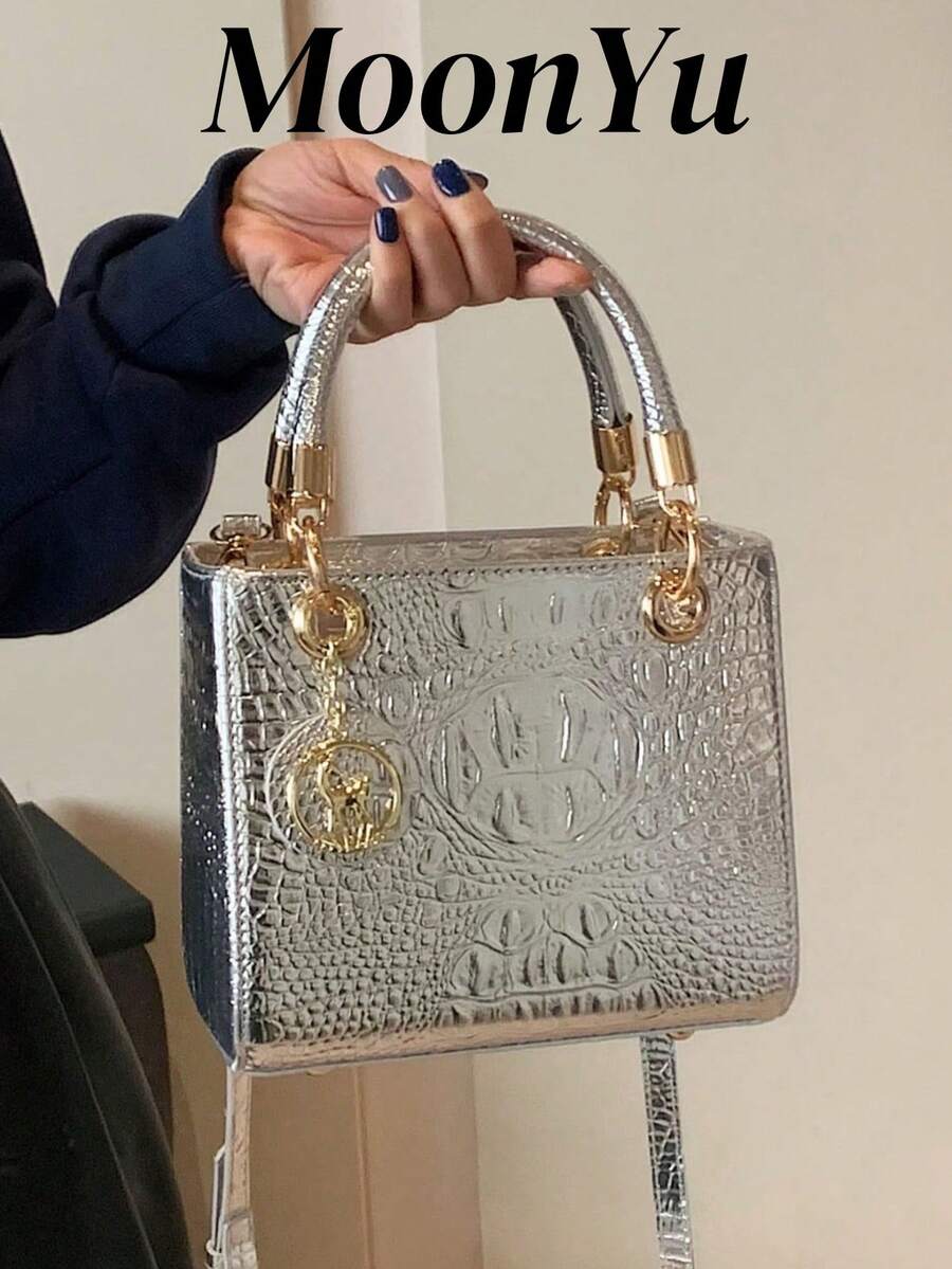 大容量女士手提包，时尚鳄鱼压纹银色托特包，配有可调节斜挎带，是女性最佳母亲节礼物
