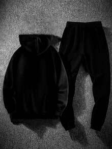 两件套加大码男士时尚运动套装，包含数字23和英文字母图案的抽绳口袋长裤和连帽卫衣，休闲百搭，适合春、秋、冬户外、街头、日常穿着。