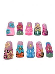 Ogni set è composto da 10 pezzi di placche di armatura in acrilico fatte a mano a forma di becco d'anatra/tromba, progettate in stile francese con motivi a tigre, conchiglie, cristalli e decorazioni a petali, disponibili in più tonalità e colori nudi. 3 misure disponibili, adatte per feste, balli e uso quotidiano, viene fornito con un kit per unghie, rendendolo un regalo ideale di unghie finte per signore e ragazze.