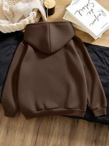 男童日常印花圆领套头卫衣。柔软舒适，可机洗，休闲时尚，适合旅行、聚会和校园穿着。也适合上学、度假和购物。 - 棕色 - 查看 2