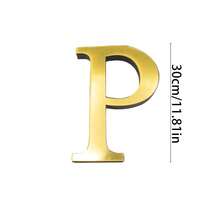 金色字母 A-Z 墙贴 - 单个字母高度 10cm/15cm/20cm，亚克力镜面材质，带 1cm 厚泡沫背衬。双层设计带来更佳的 3D 立体效果；单层设计外观更简洁。自带背胶，可粘贴于墙面或玻璃上。