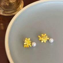 Pendientes de perlas con borlas de flor de osmanto divino para mujeres