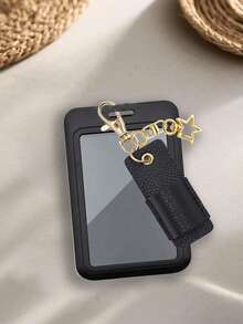 Elegante portacartas negro con clip de cuero y cadena de metal - Detalles con encanto de estrella, protege tus tarjetas escolares y de oficina con estilo, protector de credencial durable con cierre , accesorio portátil para uso diario, oficina, transporte y regalos, tarjetas de comida, control de acceso al transporte público y metro, perfecto para volver al trabajo y la temporada de regalos navideños