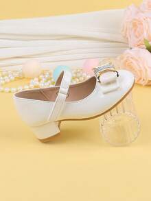 Girls' Fashion White Patent Leather Bow Tie Dress Shoes, Suitable For Formal Occasions, Parties, Weddings, Performances, Dances, Holidays, Suitable For Toddlers, Little Girls, And Big Girls