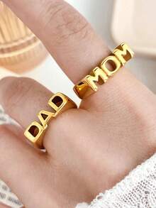 1 pieza Anillo personalizado con letras MOM DAD SIS en talla 6 7 8 de color dorado, regalo para el Día de la Madre, Día del Padre, Acción de Gracias - Amarillo Oro - Ver 1