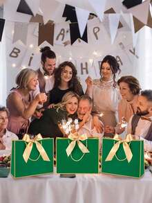 10个装 - 圣诞礼品袋，牛皮纸礼品袋，带蝴蝶结丝带，圣诞礼品包装购物袋，新年感谢礼品袋，带提手，横式纸质礼品袋，适合婚礼伴娘，男女通用，带提手，适合生日、婚礼、伴娘派对回礼、零售礼品袋、收纳袋（绿色） - 綠色 - 查看 4