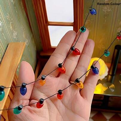 1 pieza/5 piezas Árbol de Navidad miniatura aleatorio, decoración realista de metal y colorida de árbol de Navidad miniatura