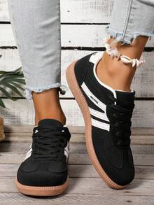 2025 Spring/Autumn New Casual Sports Shoes, Flat Round Toe Student Running Shoes, Lace-Up Women Sneakers