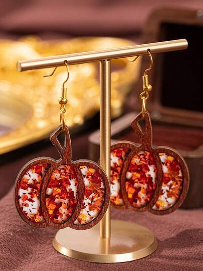 1 Pair Of Fashionable Niche Halloween Style Glossy Pumpkin Earrings Suitable For Halloween Decoration Halloween Surprise Gift For Family, Friends And Classmates