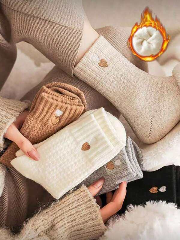 2 Pairs Women Warm Thermal Lined Socks, Thickened Plush Heart Pattern Mid-Calf Socks, Random Delivery