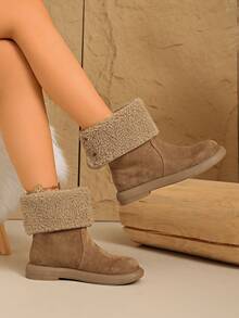 女士冬季保暖雪地靴，西式仿保暖内衬户外保暖靴，时尚短靴，带毛皮饰边，平底踝靴，金属扣闭合，双向穿着设计