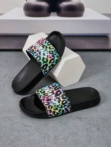 Novos chinelos para mulheres e casais, confortáveis, leves, modernos, estampados, versáteis, macios, respiráveis, antiderrapantes e com absorção de choque para uso interno