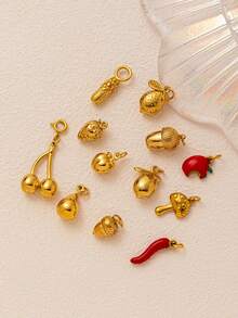 1pc Fashionable Retro Stainless Steel Fruit Series Lemon Peach Strawberry Snow Pear Mushroom Apple Cherry Pineapple Pendant, Electroplated 18K Gold, Suitable For DIY Necklace, Bracelet, Earrings, Key Chain, Bag Chain, Lace Chain, Women's Jewelry Accessories, DIY Amulet Accessories, Can Be Worn As An Exquisite Pendant To Show Charm, As A Gift For Wife, Mother And Girlfriend. Ladies' Jewelry.