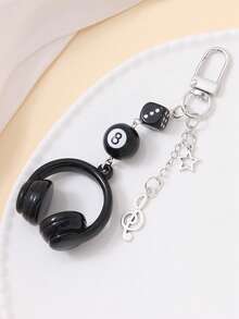 1 pieza Llavero con pendiente de auriculares, pendiente personalizado con nota musical/estrella/bola de billar 8/dado - Regalo de moda y minimalista, adecuado para mujeres y adolescentes amantes de la música como accesorio de cumpleaños, excelente para regalos diarios y festivos