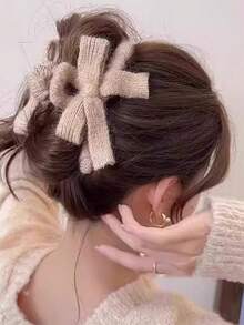 1pc Plush Knitted Bow Hair Clip For Girls - A Simple And Elegant Hair Accessory For Updos Winter Hair Clutch Elegant Claw Clips