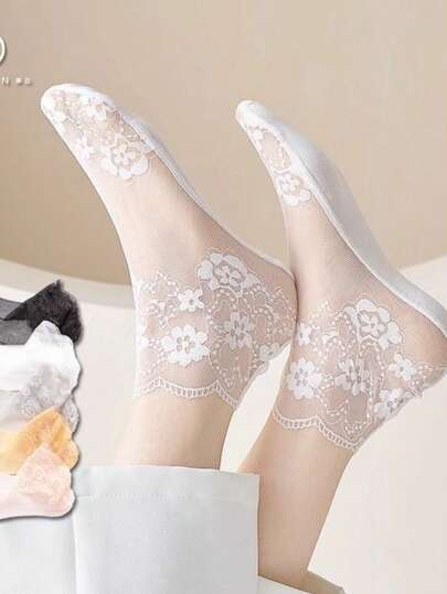 4双随机夏季轻薄蕾丝边棉底女短袜，中长款网眼透气防滑袜，蕾丝边儿童短袜，秋季女士透气短筒袜，薄款短款船鞋，短款学生袜